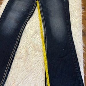 Silver Jeans Co Suki White Stitched boot cut jeans